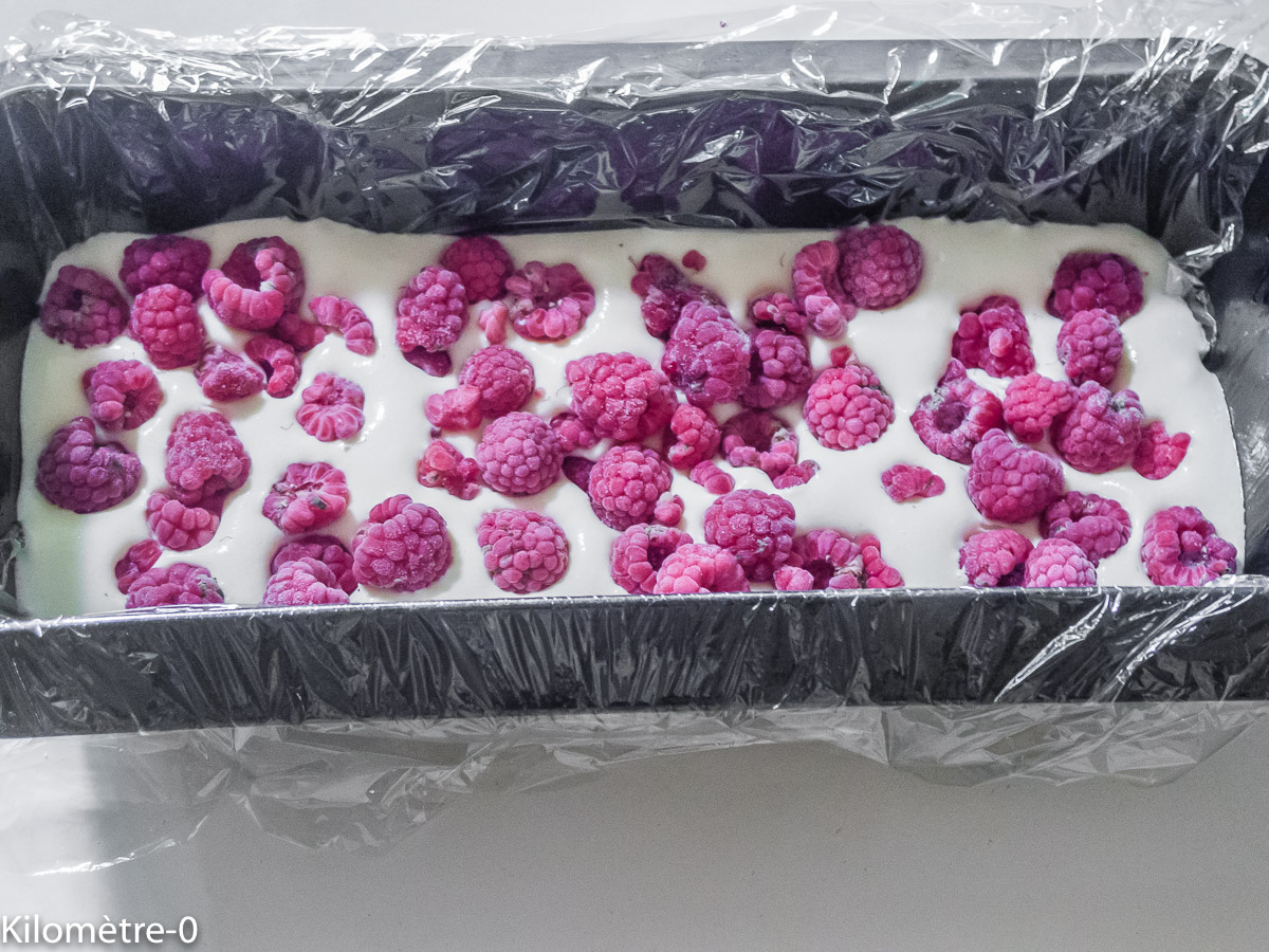 Photo de recette de dessert, glace, framboises, fruits rouges, facile de Kilomètre-0, blog de cuisine réalisée à partir de produits locaux et issus de circuits courts