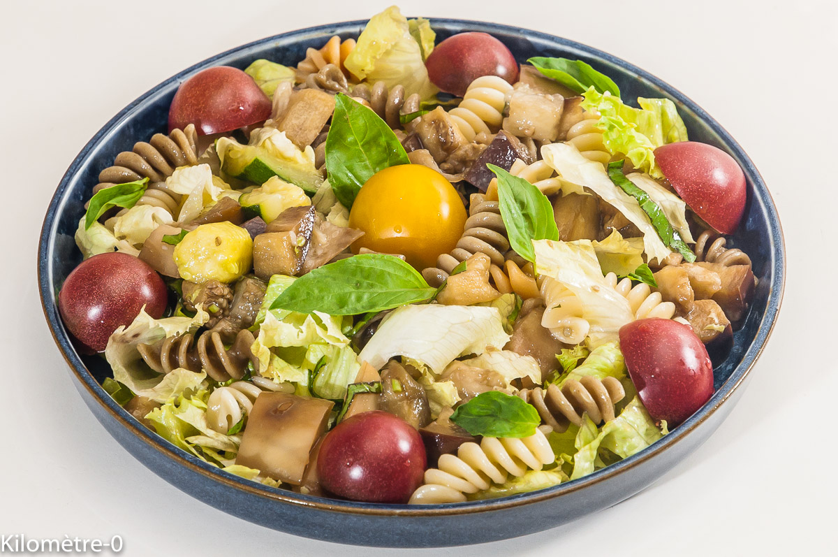 Photo de recette de salade de pâtes facile Kilomètre-0, blog de cuisine réalisée à partir de produits locaux et issus de circuits courts