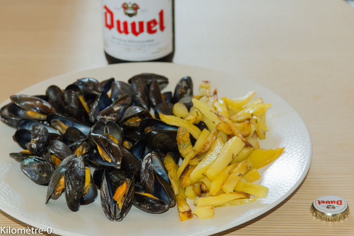 Photo de recette de moules frites légères, recette belge, cuisine du monde, facile, de Kilomètre-0, blog de cuisine réalisée à partir de produits locaux et issus de circuits courts