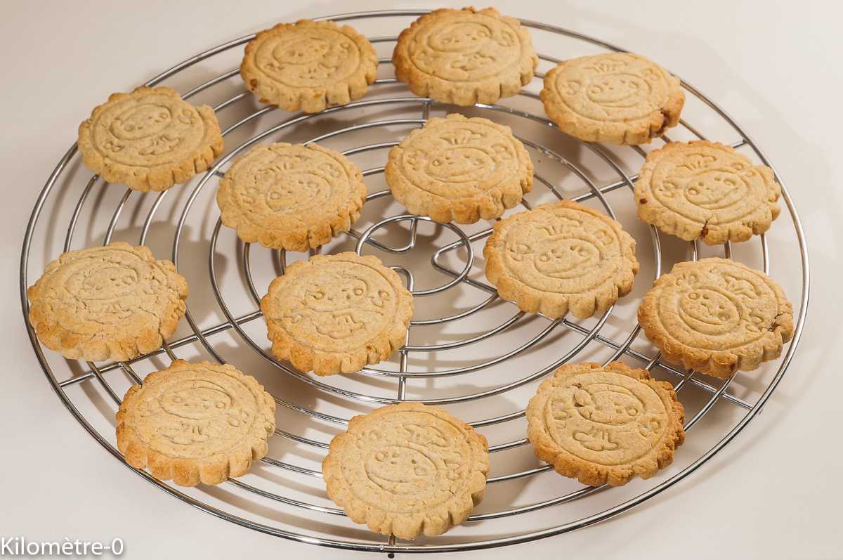 Photo de recette de figolu, biscuits, sablés, enfants, anniversaire, figues, fête, original, Kilomètre-0, blog de cuisine réalisée à partir de produits locaux et issus de circuits courts