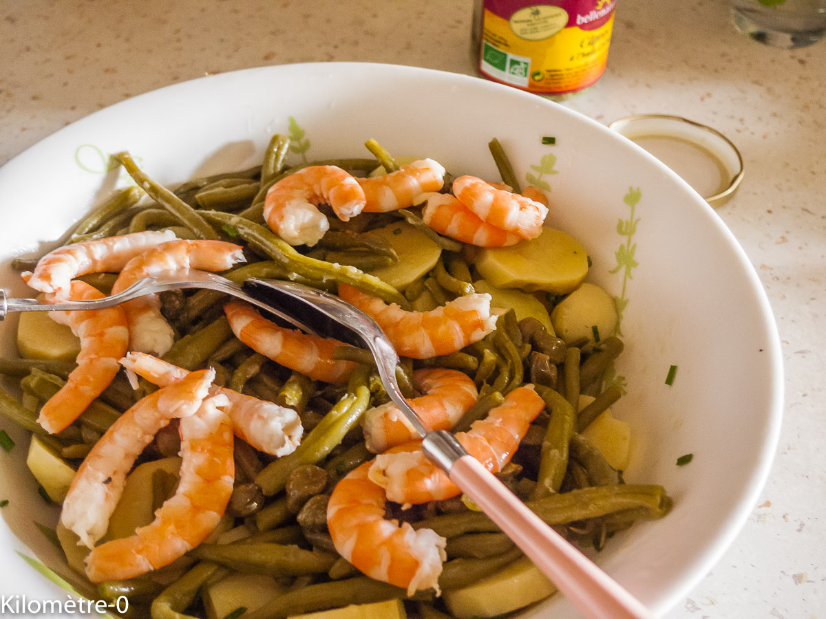 Photo de recette de salade de pomme de terre, crevettes de Kilomètre-0, blog de cuisine réalisée à partir de produits locaux et issus de circuits courts