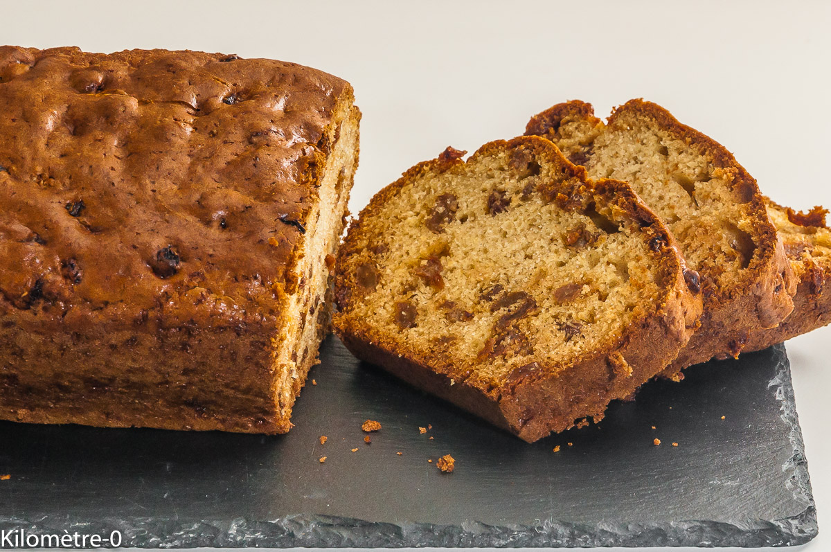 Photo de recette de cake facile, légère de Kilomètre-0, blog de cuisine réalisée à partir de produits locaux et issus de circuits courts