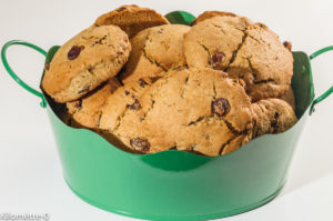 Photo de recette de cookies très faciles aux raisins de Kilomètre-0, blog de cuisine réalisée à partir de produits locaux et issus de circuits courts