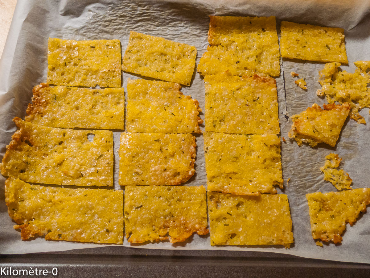 Chips de polenta au grana padano, sauce aux tomates et aux olives : étape 6 — Enfournez à 180° (four chaud) pendant 40 ou 45…