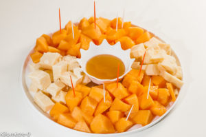 Photo de recette d'apéro italien, melon, grana padano, parmesan, miel de  Kilomètre-0, blog de cuisine réalisée à partir de produits locaux et issus de circuits courts