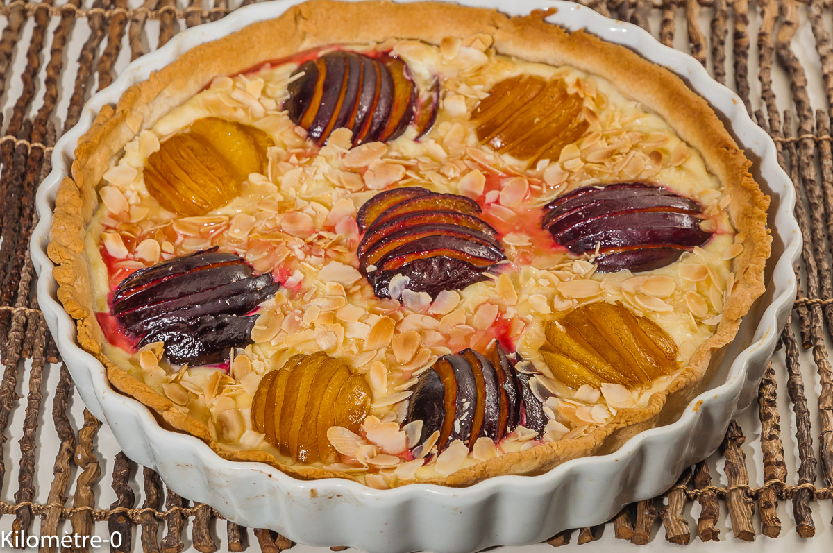 Photo de recette de tarte aux prunes, facile, rapide, amandes, de Kilomètre-0, blog de cuisine réalisée à partir de produits locaux et issus de circuits courts