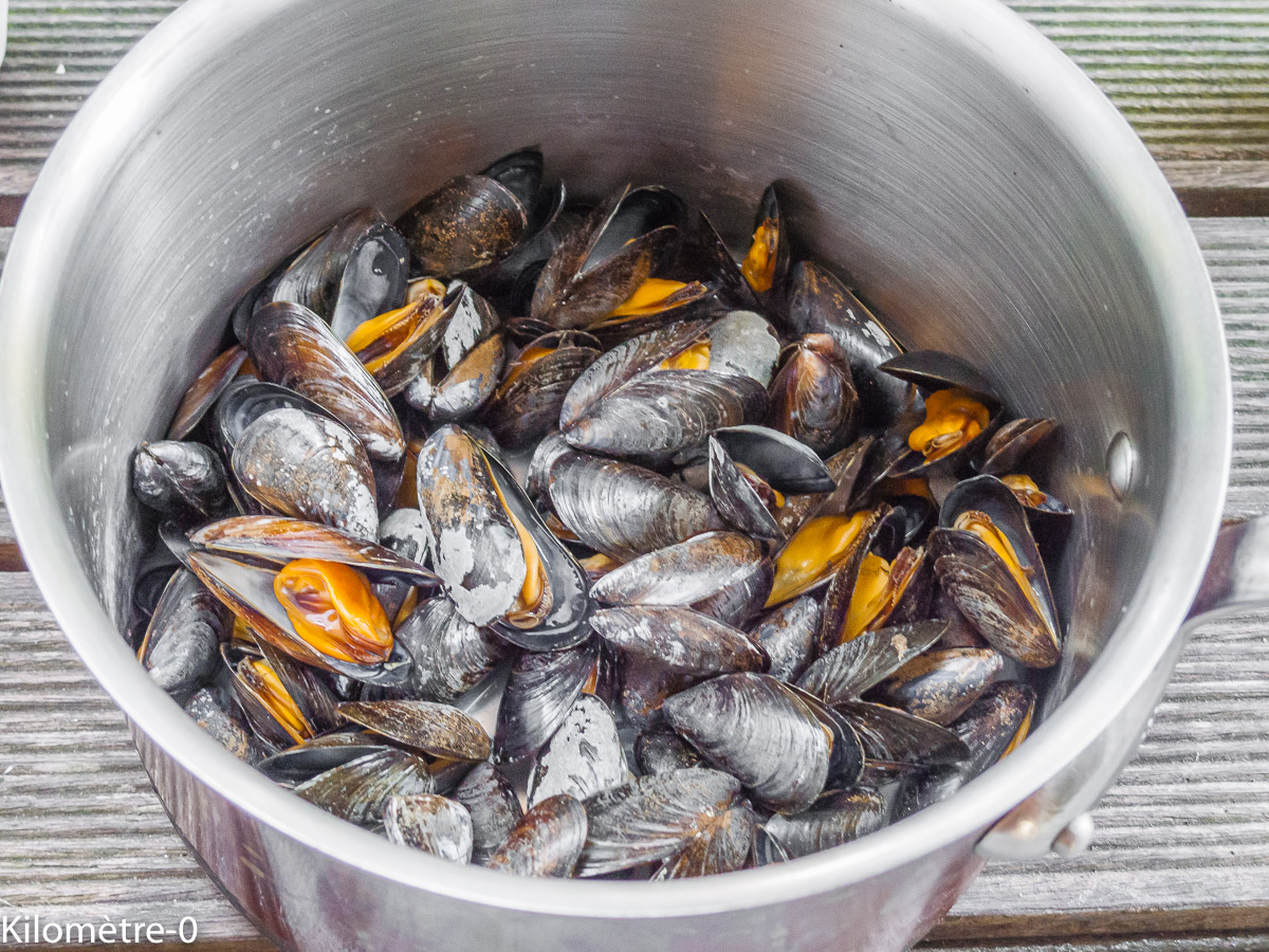 Photo de recette de moules, salade composée, recette facile de Kilomètre-0, blog de cuisine réalisée à partir de produits locaux et issus de circuits courts