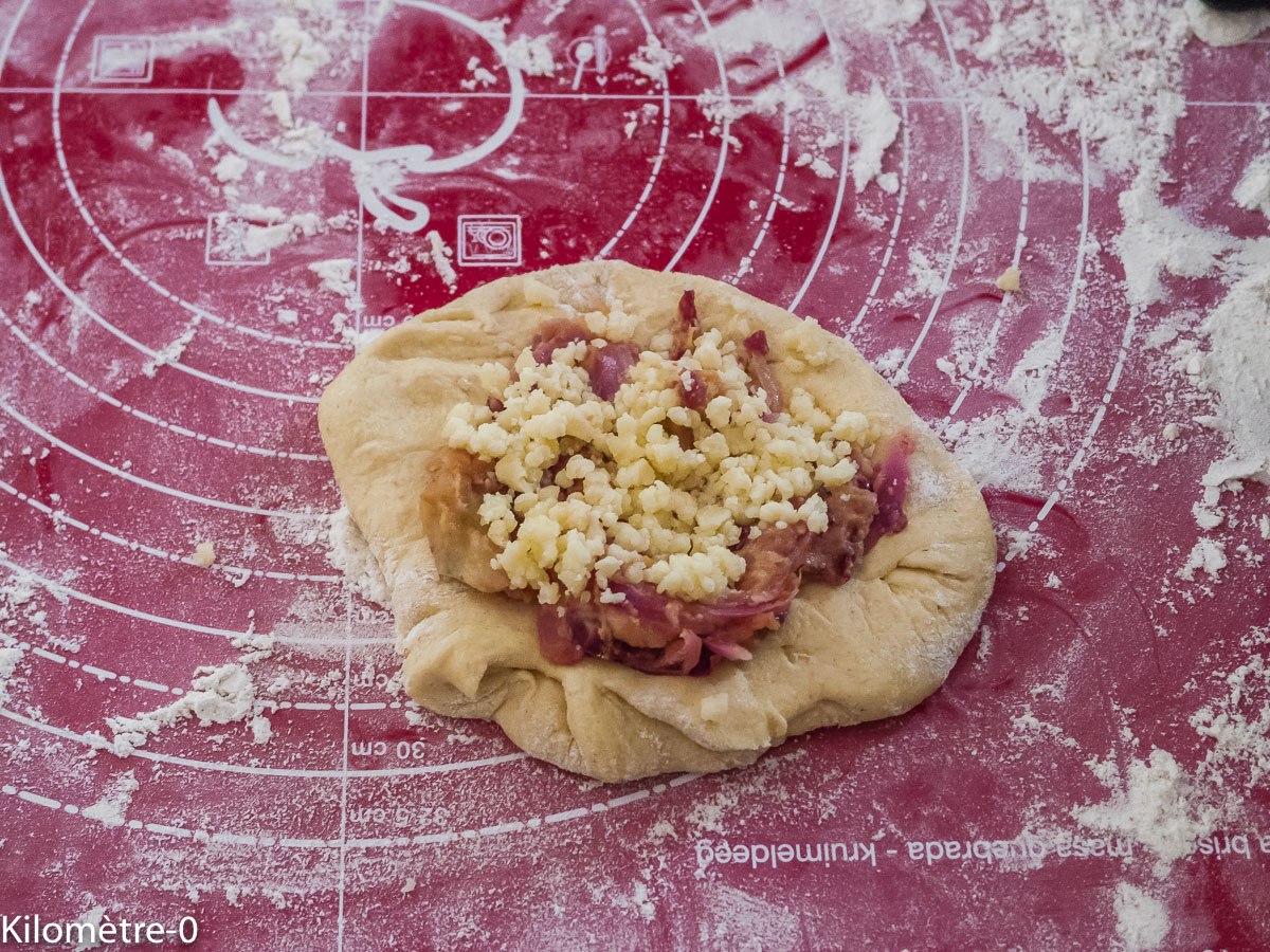 Photo de recette de pupusa aux harcots rouges de Kilomètre-0, blog de cuisine réalisée à partir de produits locaux et issus de circuits courts