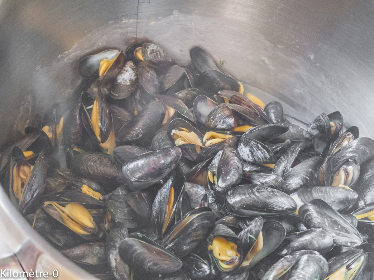 Photo de recette de moules légères de Kilomètre-0, blog de cuisine réalisée à partir de produits locaux et issus de circuits courts