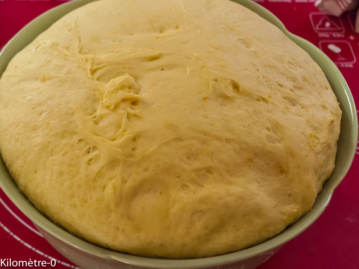 Photo de recette de pâte à mouna levée de Kilomètre-0, blog de cuisine réalisée à partir de produits locaux et issus de circuits courts