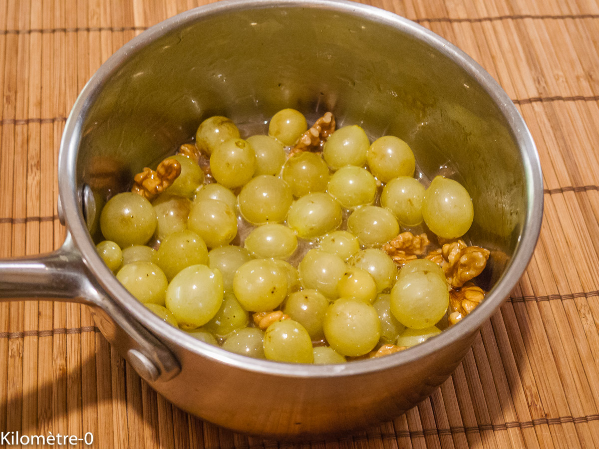 Photo de recette de raisins frais, noix, automne, Kilomètre-0, blog de cuisine réalisée à partir de produits locaux et issus de circuits courts
