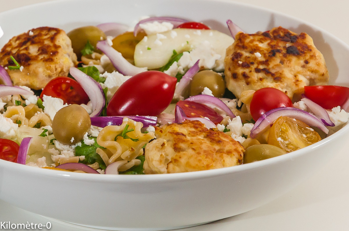 Photo de recette de boulettes de poulet, volaille, salade légère, facile, été, automne, Kilomètre-0, blog de cuisine réalisée à partir de produits locaux et issus de circuits courts