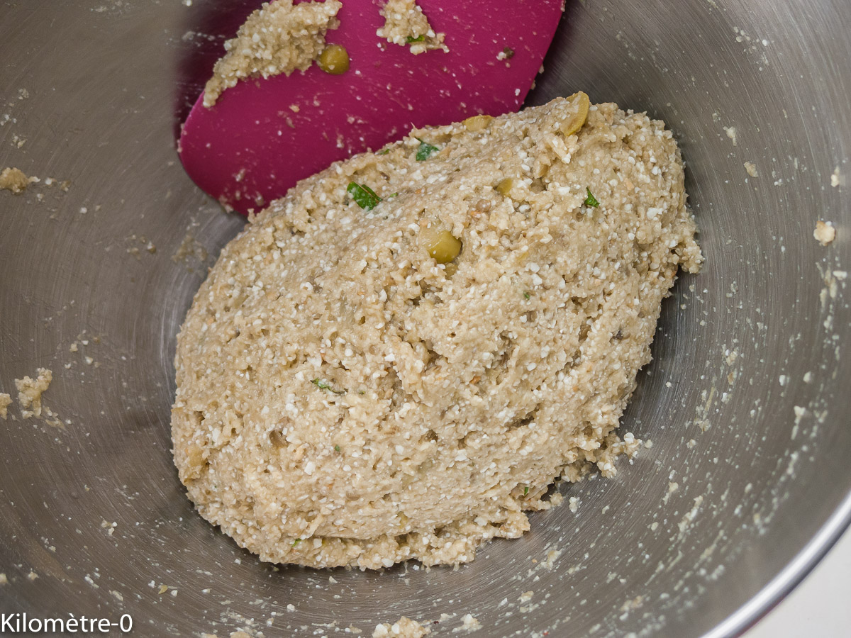 Polpette d&rsquo;aubergine au grana padano : étape 5 — Ajoutez de la chapelure (100 g pour moi) jusqu'à ce que vous puissiez…