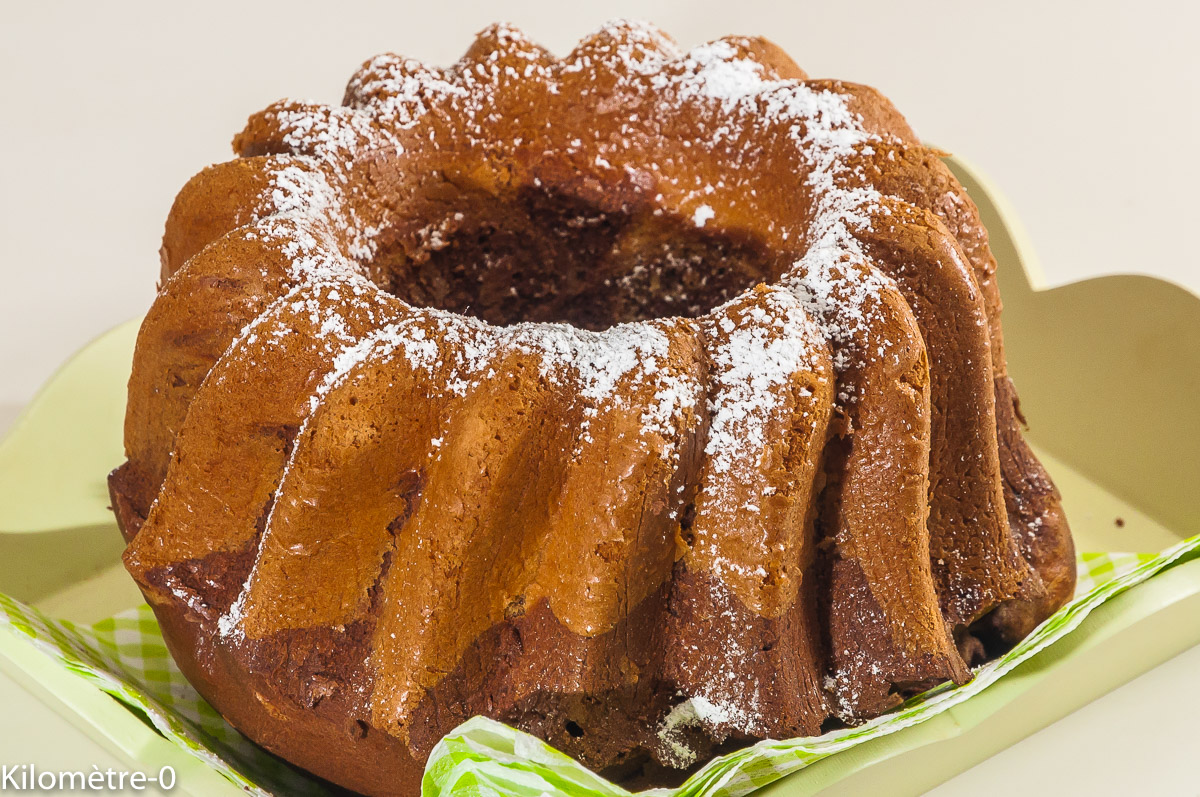 Photo de recette de kouglof, autrichienne, Autriche, chocolat, facile de Kilomètre-0, blog de cuisine réalisée à partir de produits locaux et issus de circuits courts