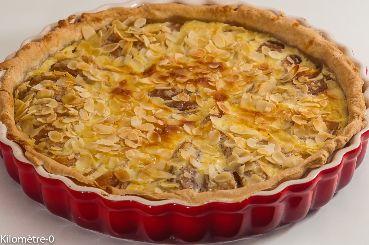 Photo de recette de tarte aux poires, chocolat, amandes de Kilomètre-0, blog de cuisine réalisée à partir de produits locaux et issus de circuits courts