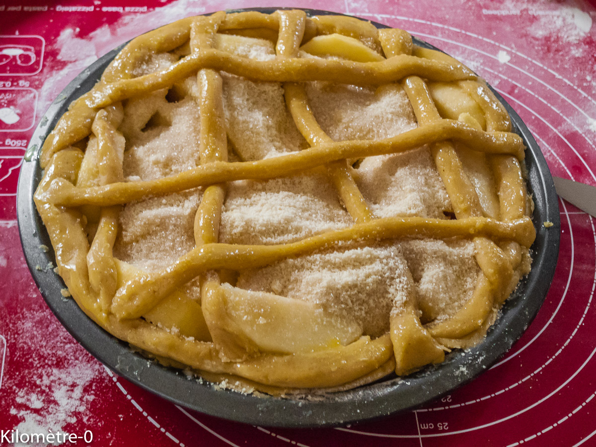 Photo de recette de tarte aux pommes facile de Kilomètre-0, blog de cuisine réalisée à partir de produits locaux et issus de circuits courts