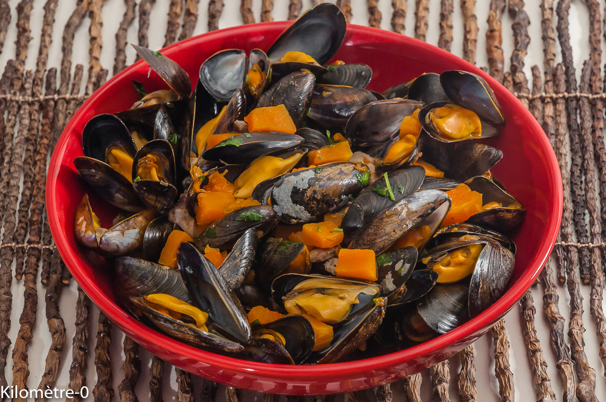 Photo de recette de moules facile, automne, courge, butternut, champignons de Kilomètre-0, blog de cuisine réalisée à partir de produits locaux et issus de circuits courts
