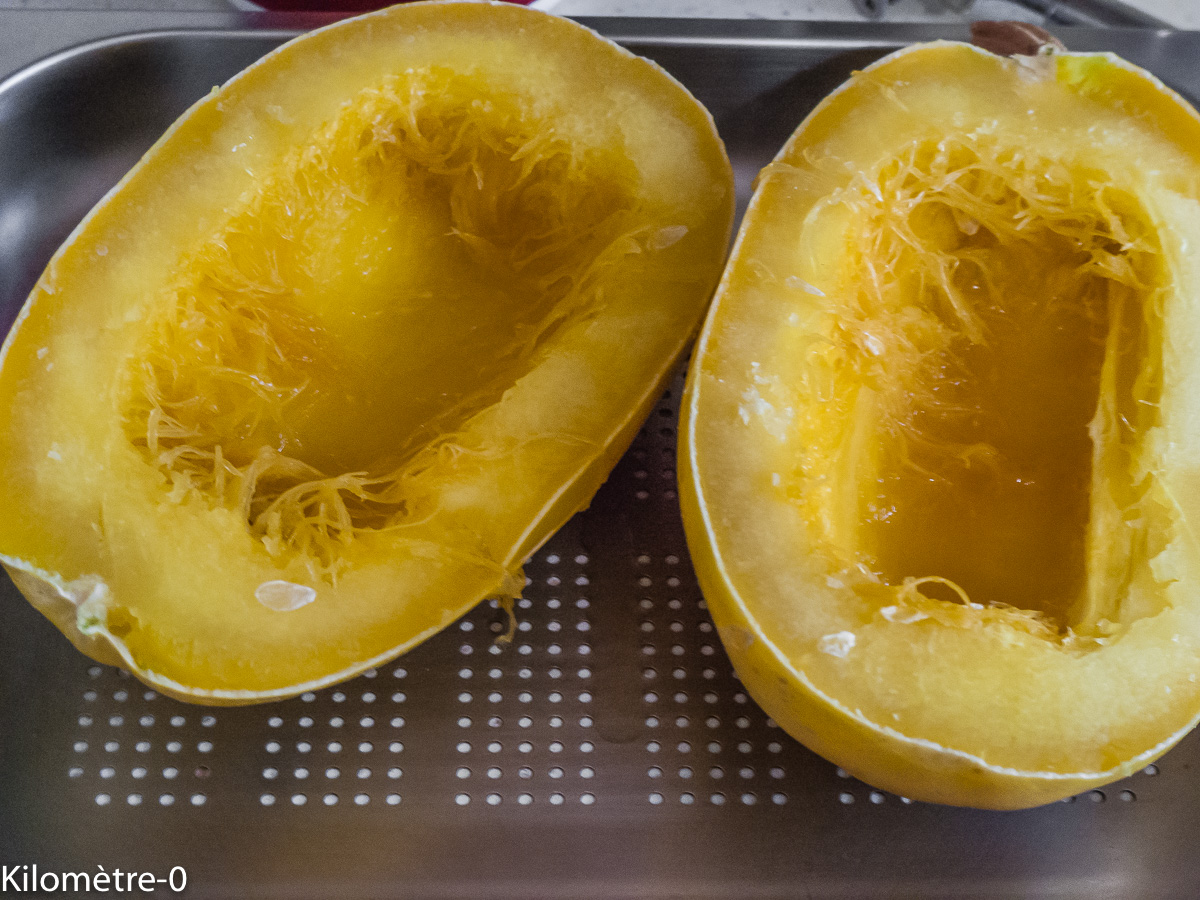 Photo de recette de courge spaghetti, four vapeur, bio, rapide, facile de Kilomètre-0, blog de cuisine réalisée à partir de produits locaux et issus de circuits courts