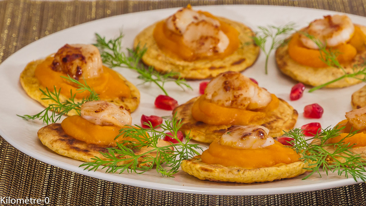 Photo de recette apéro, blinis, saint jacques, courge buttenut, léger, maison, bio, rapide, facile, healthy de Kilomètre-0, blog de cuisine réalisée à partir de produits locaux et issus de circuits courts