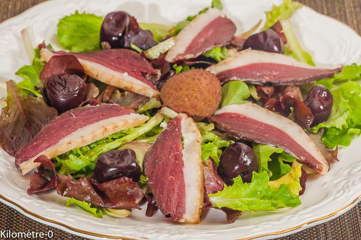 Salade de magret de canard aux cerises – Kilomètre-0