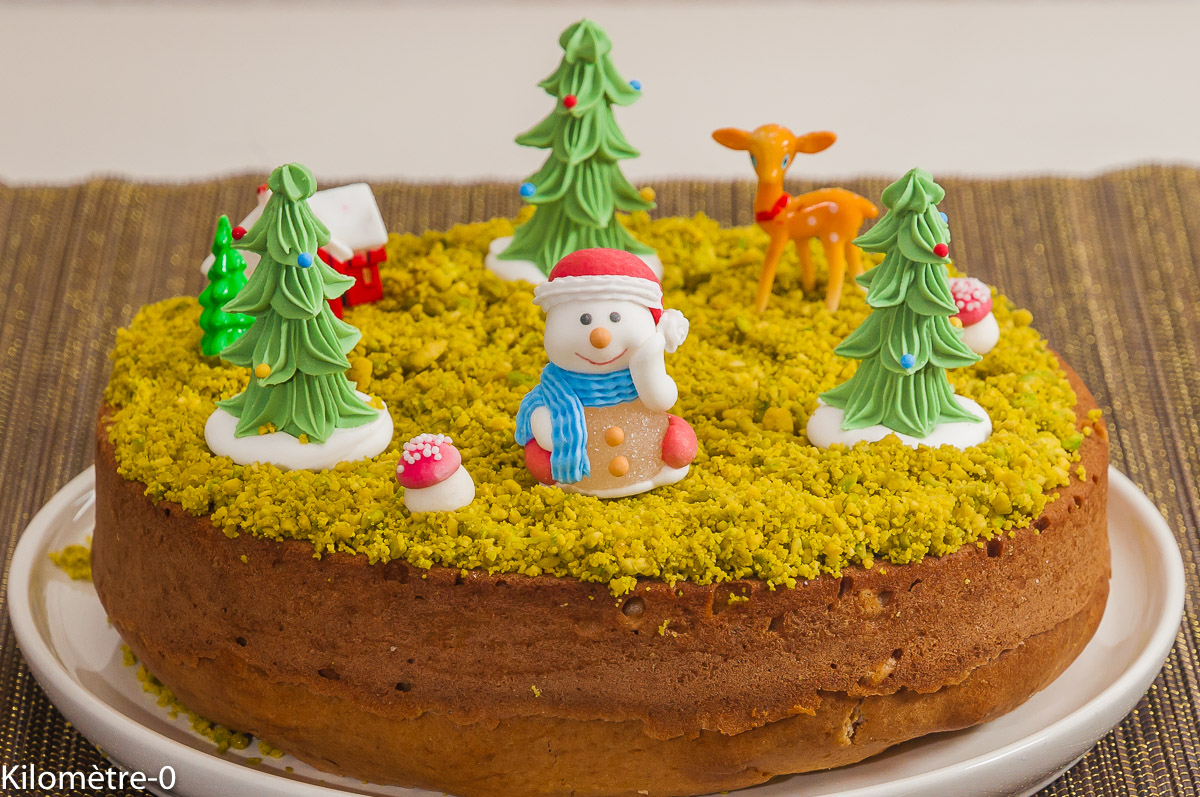 Photo de recette de gâteau facile de Noël, pistaches, paysage d'hiver, noix, cake, rapide, bio Kilomètre-0, blog de cuisine réalisée à partir de produits locaux et issus de circuits courts