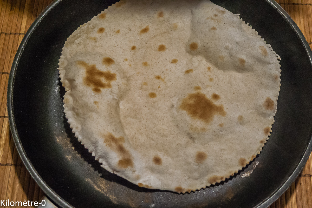 Photo de recette de piadina maison facile de Kilomètre-0, blog de cuisine réalisée à partir de produits locaux et issus de circuits courts