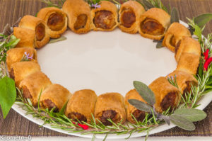 Photo de recette de couronne de boudins blancs, facile, pâte brisée, Noël, nouvel an, réveillon, fête, apéro de Kilomètre-0, blog de cuisine réalisée à partir de produits locaux et issus de circuits courts