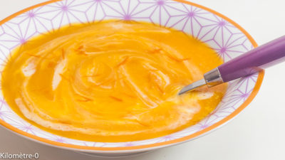 Photo de recette de cuisien d'Amérique du sud, crème de courge, soupe, velouté, cuisine paraguayenne, Paraguay, facile, orange, butternut, végétarienne, healthy, rapide, bio, facile, rapide de Kilomètre-0, blog de cuisine réalisée à partir de produits de saison et issus de circuits courts