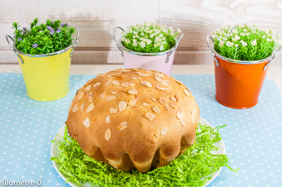 Photo de recette de btiioche tchèque très facile, inratable, Pâques deKilomètre-0, blog de cuisine réalisée à partir de produits de saison et issus de circuits courts