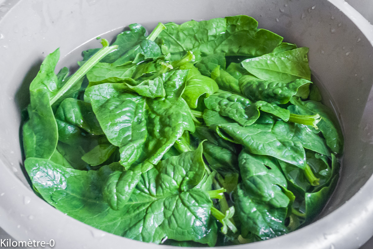 Photo de recette d'épinards, apéro de Kilomètre-0, blog de cuisine réalisée à partir de produits de saison et issus de circuits courts