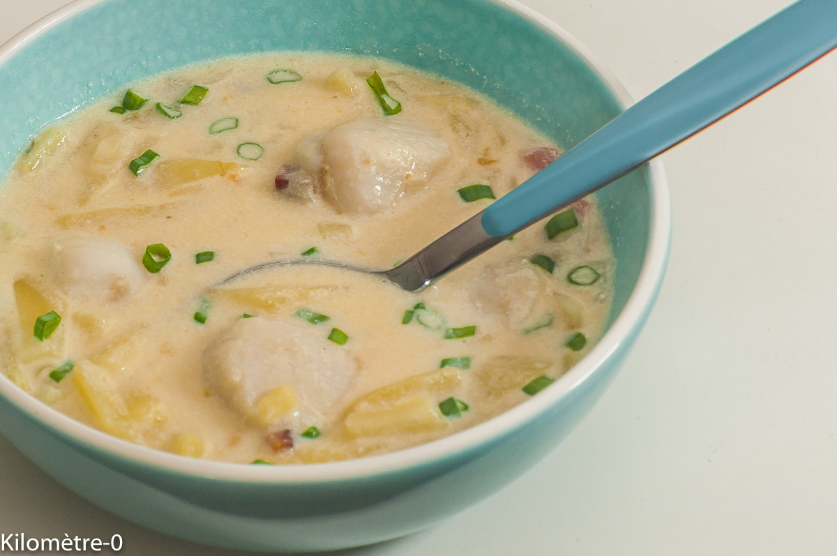 Photo de recette américaine, Etats Unis, USA, facile, plat typique, New england, Nouvelle Angletere, légère, rapide, soupe, clams, chowder, dede Kilomètre-0, blog de cuisine réalisée à partir de produits de saison et issus de circuits courts