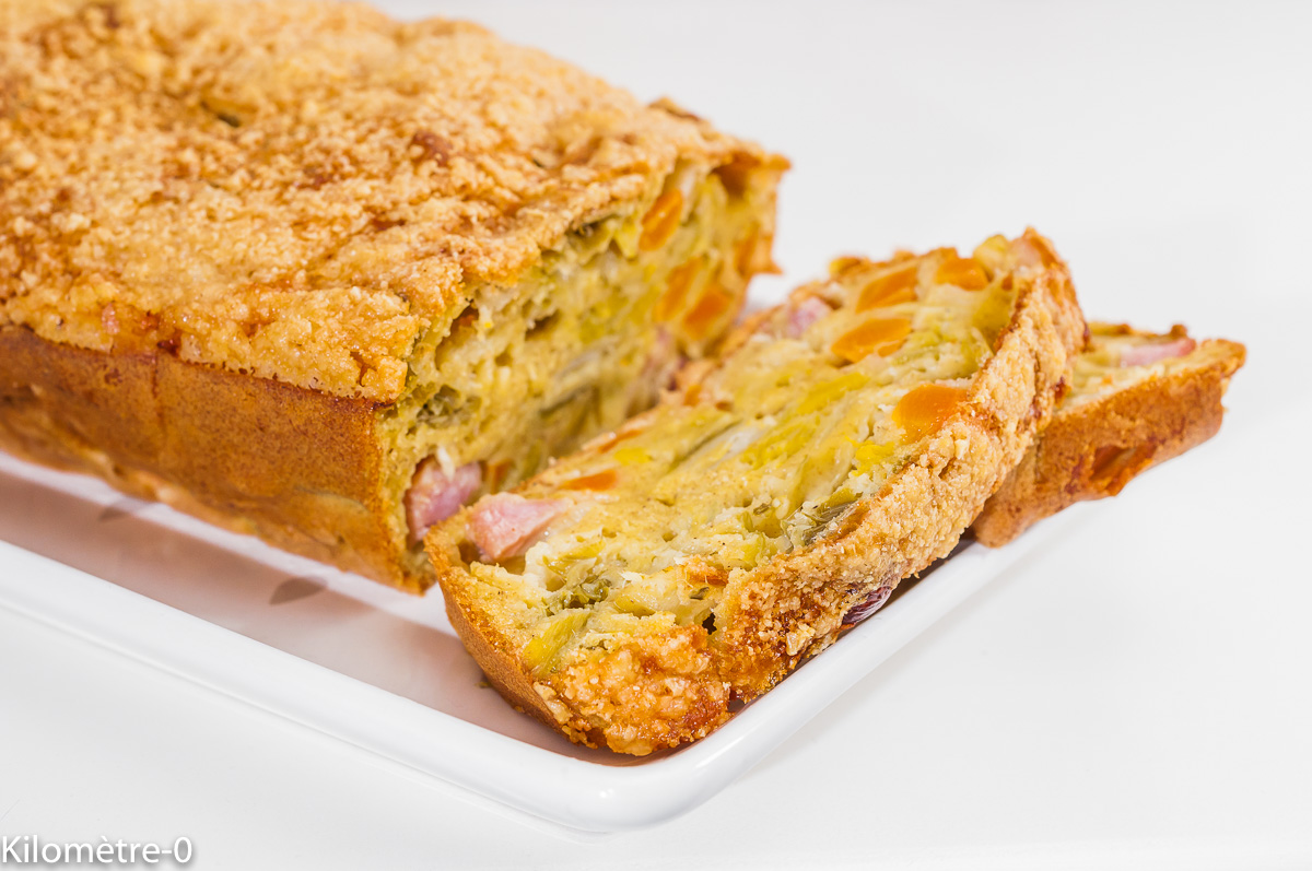 Photo de recette de cake salé très facile, rapide, léger, économique, Kilomètre-0, blog de cuisine réalisée à partir de produits de saison et issus de circuits courts