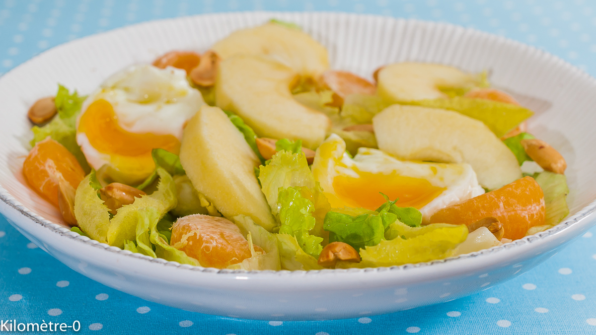 Photo de recette d'oeufs facile, rapide, salade de Kilomètre-0, blog de cuisine réalisée à partir de produits de saison et issus de circuits courts