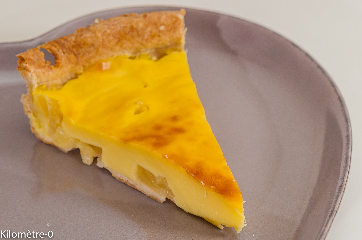 Photo de recette de flan pâtissier à l'ananas, facile, cuisine africaine, cuisine camerounaise, Cameroun, cuisine du monde, Kilomètre-0, blog de cuisine réalisée à partir de produits de saison et issus de circuits courts