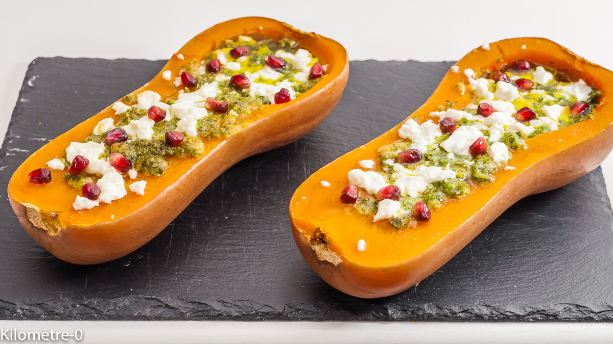 Photo de recette perse, pesto de pistaches, courge butternut, fêta, grenade, cuisine végétarienne, cuisine healthy, facile, de Kilomètre-0, blog de cuisine réalisée à partir de produits de saison et issus de circuits courts