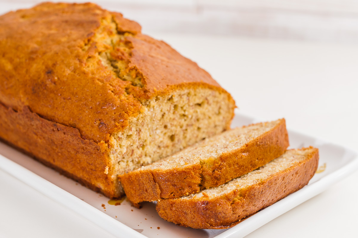 Photo de recette de banana bread, facile, rapide, bananes, gâteau, bio de Kilomètre-0, blog de cuisine réalisée à partir de produits de saison et issus de circuits courts