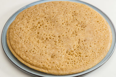Photo de recette de pain plat africain, cuisine érythréenne, cuisine du monde, végétarien, healthy, économique, Kilomètre-0, blog de cuisine réalisée à partir de produits de saison et issus de circuits courts