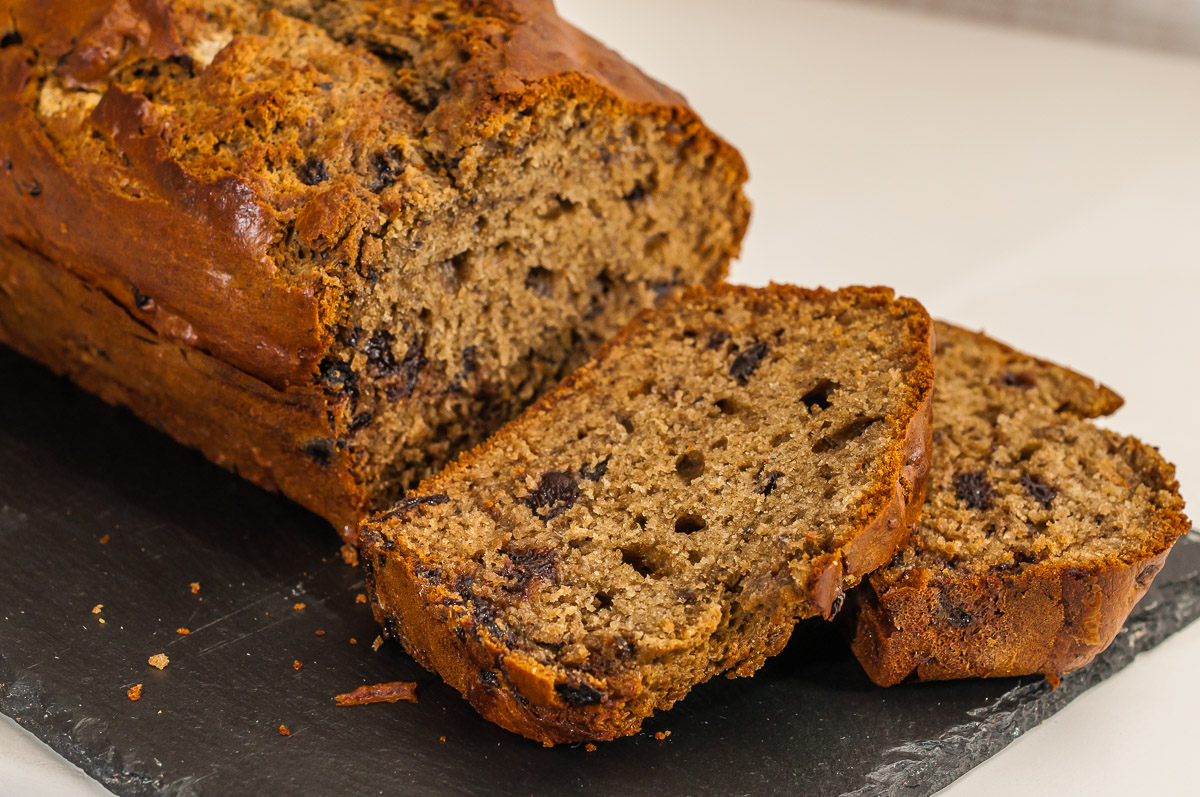 Photo de recette de gâteau du matin, cerises, yaourt, cake, bio, facile, léger de Kilomètre-0, blog de cuisine réalisée à partir de produits de saison et issus de circuits courts