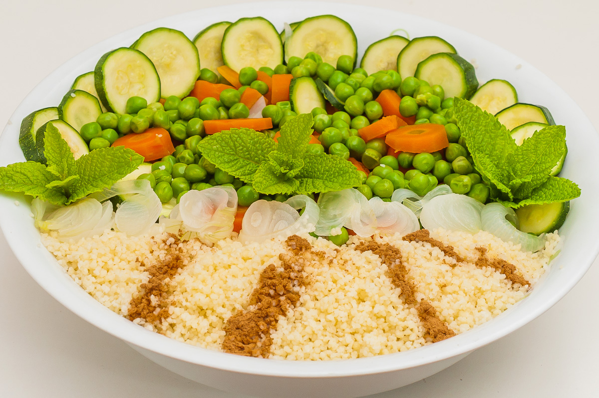 Photo de recette de semoule égyptienne aux légumes de Kilomètre-0, blog de cuisine réalisée à partir de produits de saison et issus de circuits courts