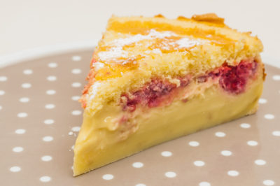 Photo de recette de gâteau magique à la framboise, facile, rapide, léger de  Kilomètre-0, blog de cuisine réalisée à partir de produits de saison et issus de circuits courts