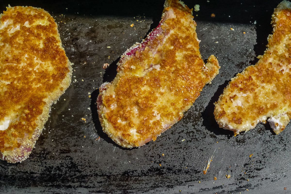 Photo de recette d'escalope à la milanaise, facile, rapide, porc, parmesan, de Kilomètre-0, blog de cuisine réalisée à partir de produits de saison et issus de circuits courts