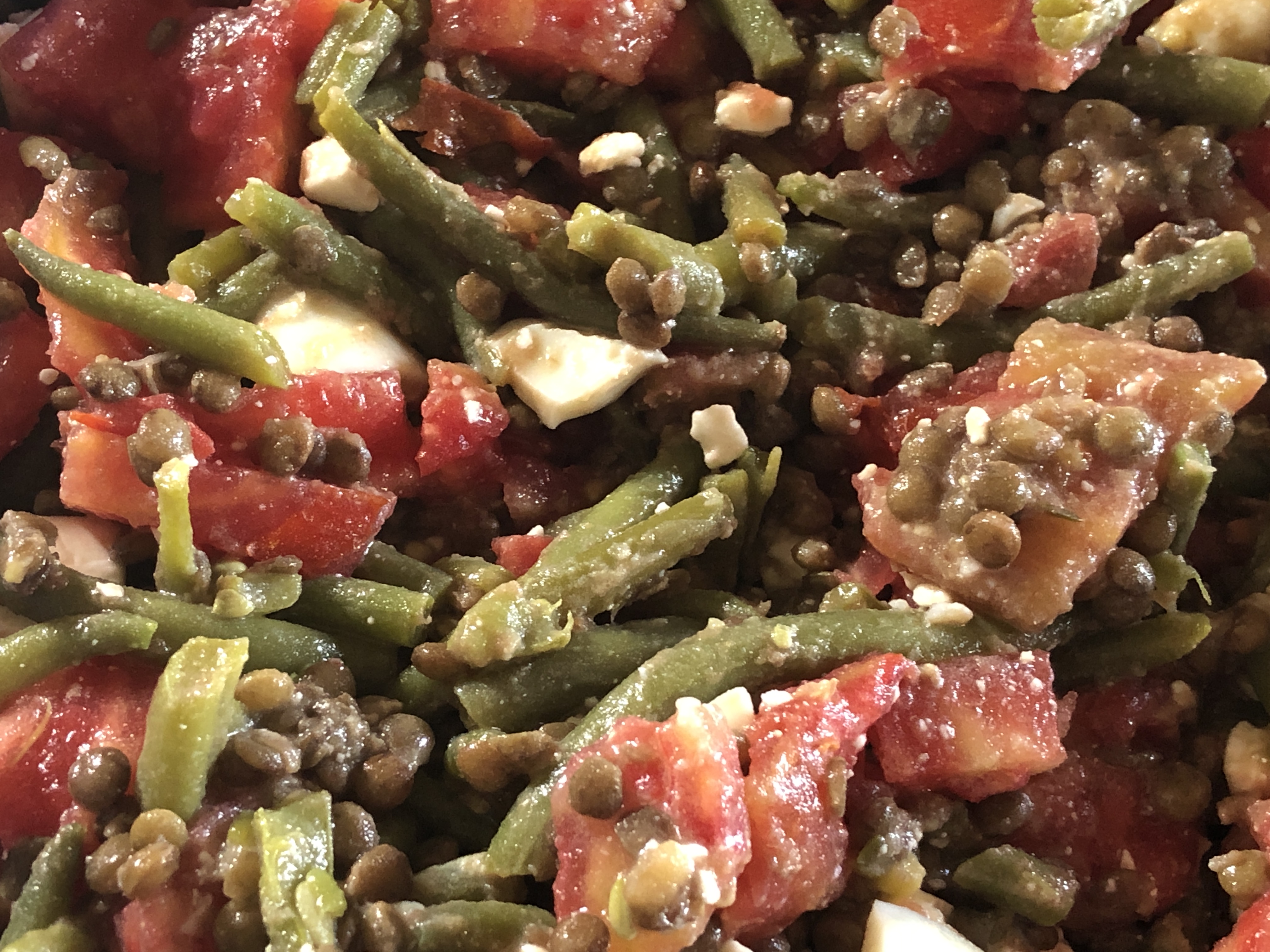 Photo de recette de salade végétarienne, facile, healthy, bio de Kilomètre-0, blog de cuisine réalisée à partir de produits de saison et issus de circuits courts