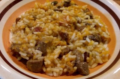 Photo de recette de mijoté à la viande et au riz facile, cuisine du monde Kilomètre-0, blog de cuisine réalisée à partir de produits de saison et issus de circuits courts