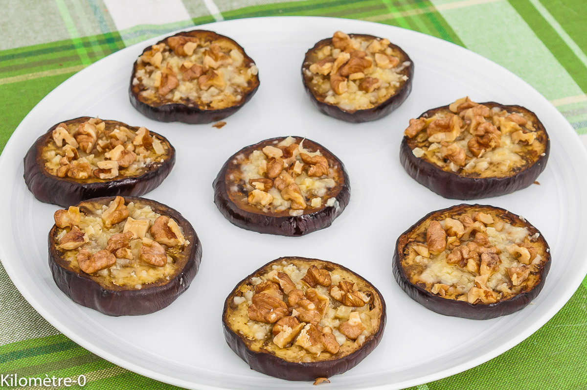 Photo de recette végétarienne, végé, aubergines, légumes, santé, heathy, facile, été, bio de de Kilomètre-0, blog de cuisine réalisée à partir de produits de saison et issus de circuits courts