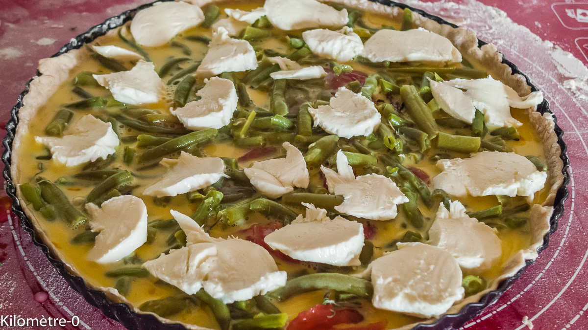 Photo de recette de mozzarella, tarte, italienne, légumes, été, pizza, deKilomètre-0, blog de cuisine réalisée à partir de produits de saison et issus de circuits courts