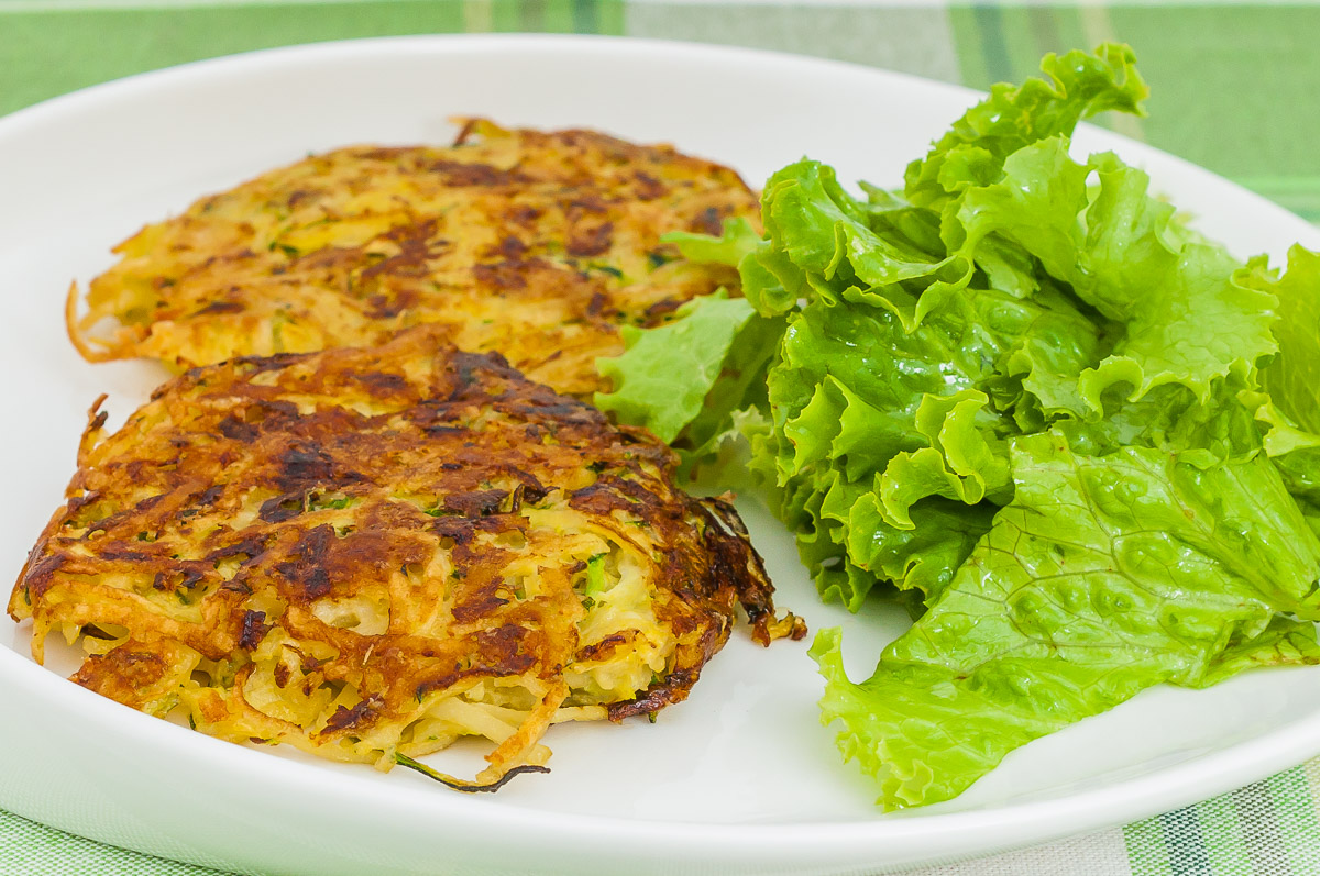 Röstis De Pomme De Terre Et Courgette Au Fromage