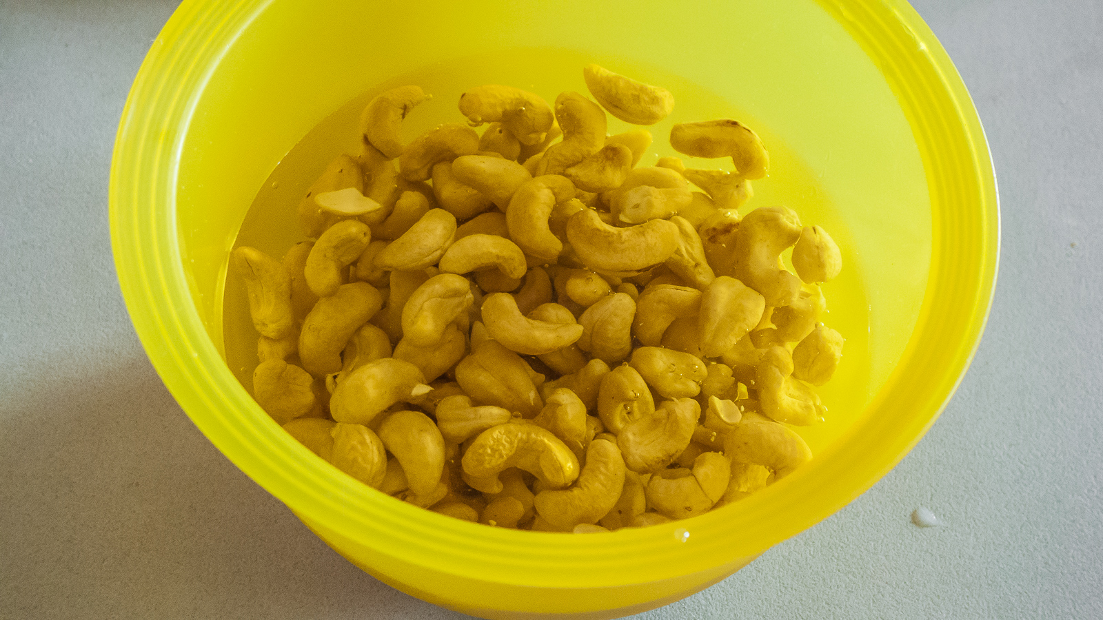 Photo de recette de noix de cajou, crème végétale, bio de Kilomètre-0, blog de cuisine réalisée à partir de produits de saison et issus de circuits courts