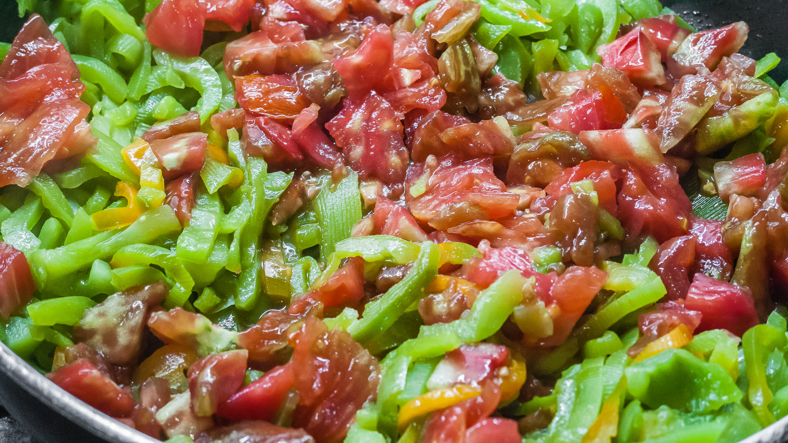 Photo de recette de mish mash bulgare, bio, végétarien, deKilomètre-0, blog de cuisine réalisée à partir de produits de saison et issus de circuits courts