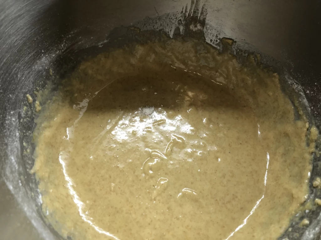 Blinis à la farine d&rsquo;épeautre au boudin noir et aux poires - Étape 1