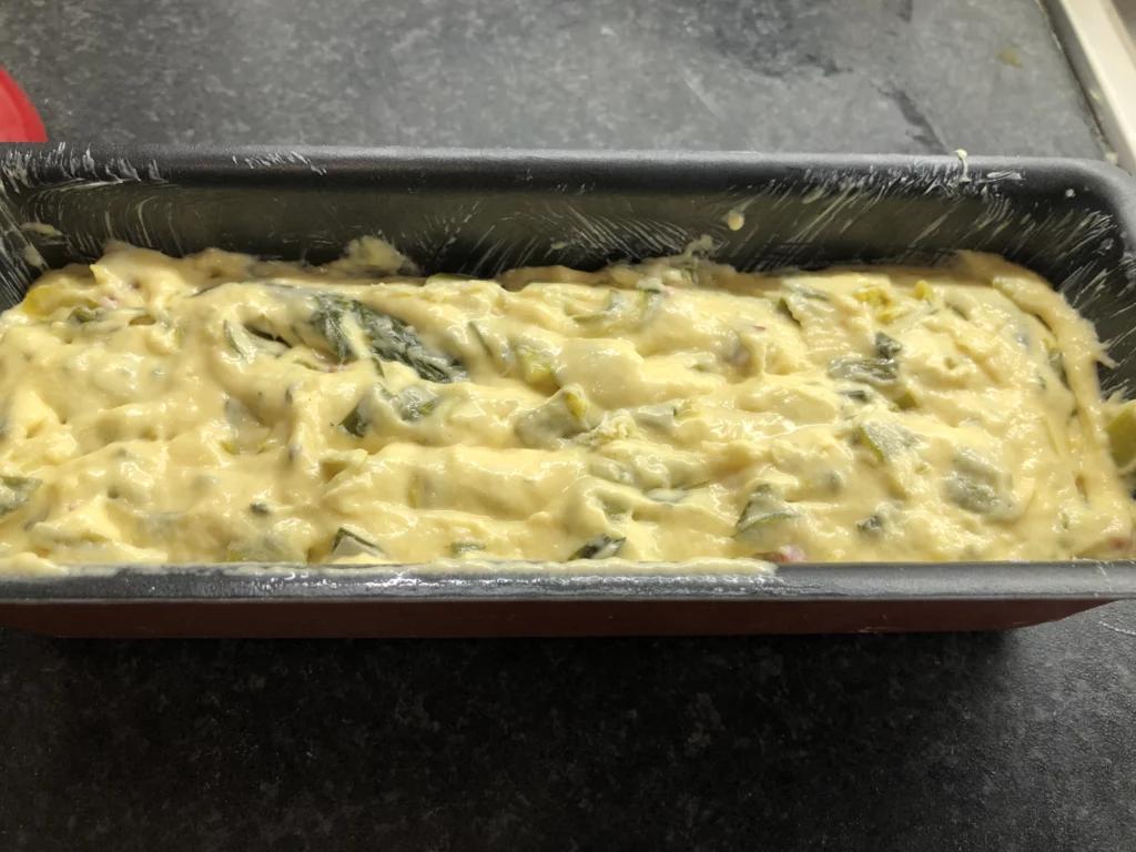 Cake aux poireaux et aux lardons - Étape 6